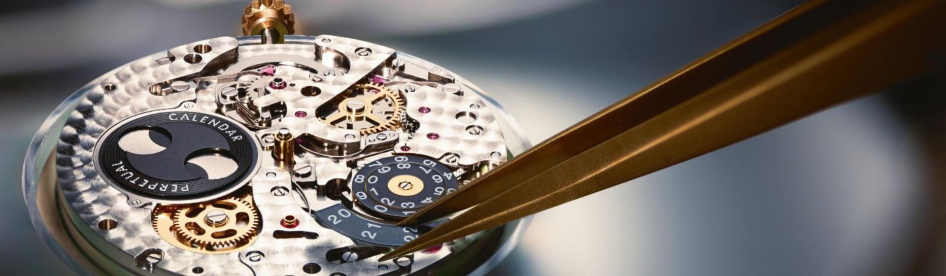 Service Slider 3840x1120px