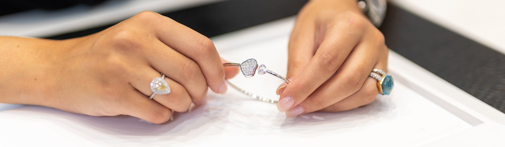 Service Slider1 3840x1120px